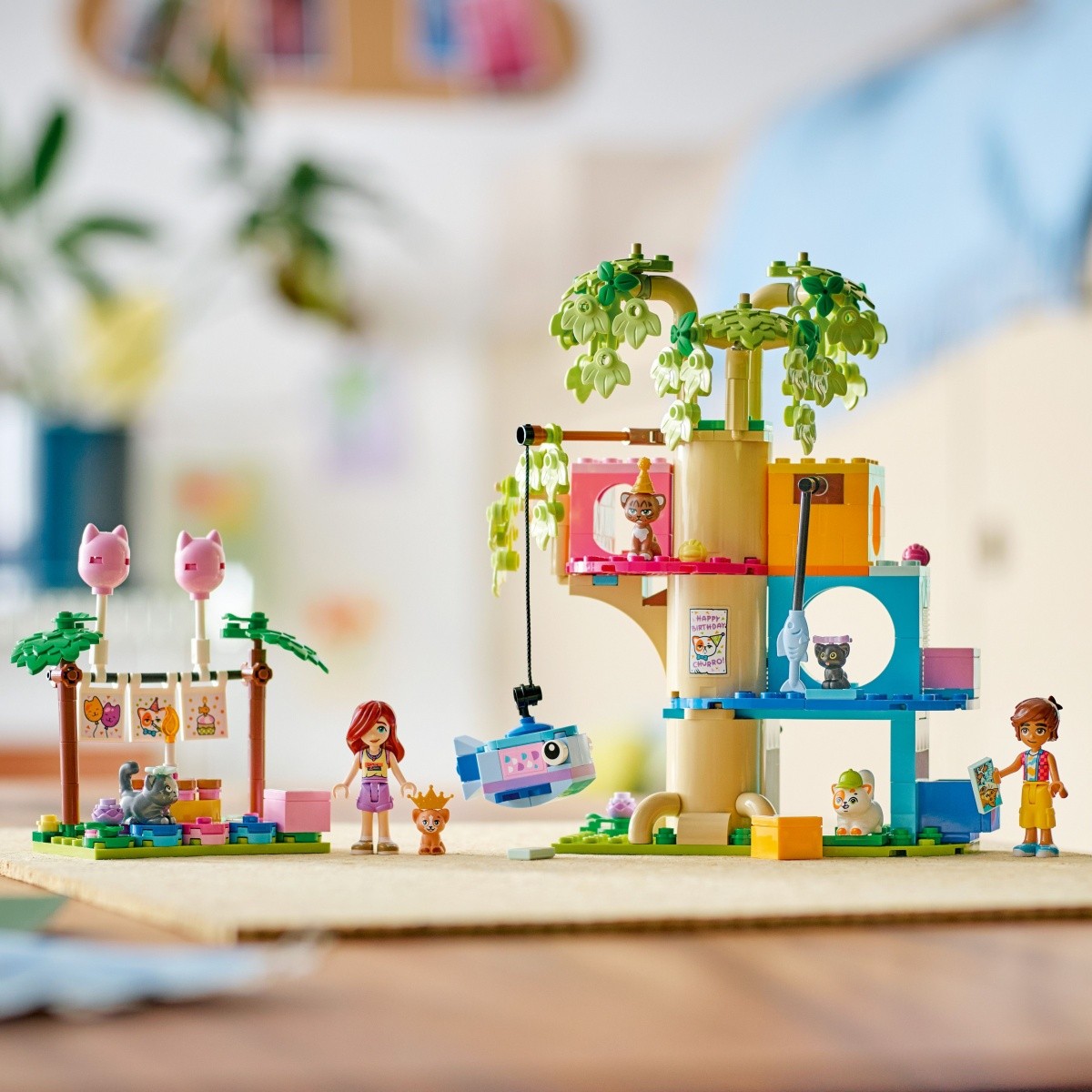 LEGO Friends 42666 - Mačja rojstnodnevna zabava na drevesu 6