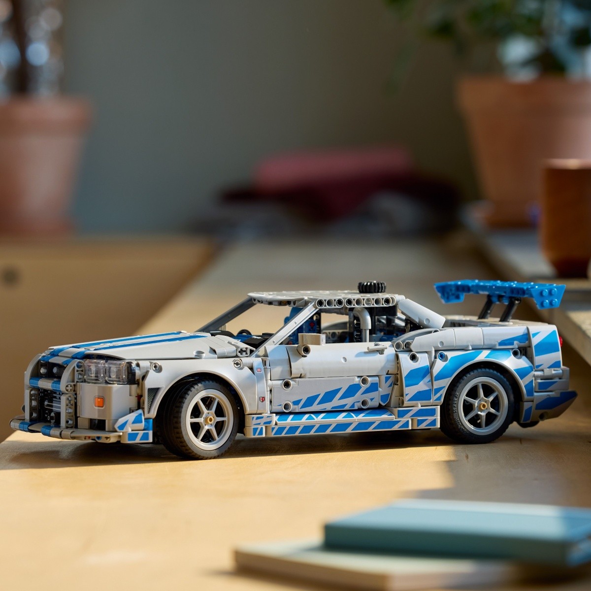 LEGO Technic 42210 Nissan Skyline GT-R 6