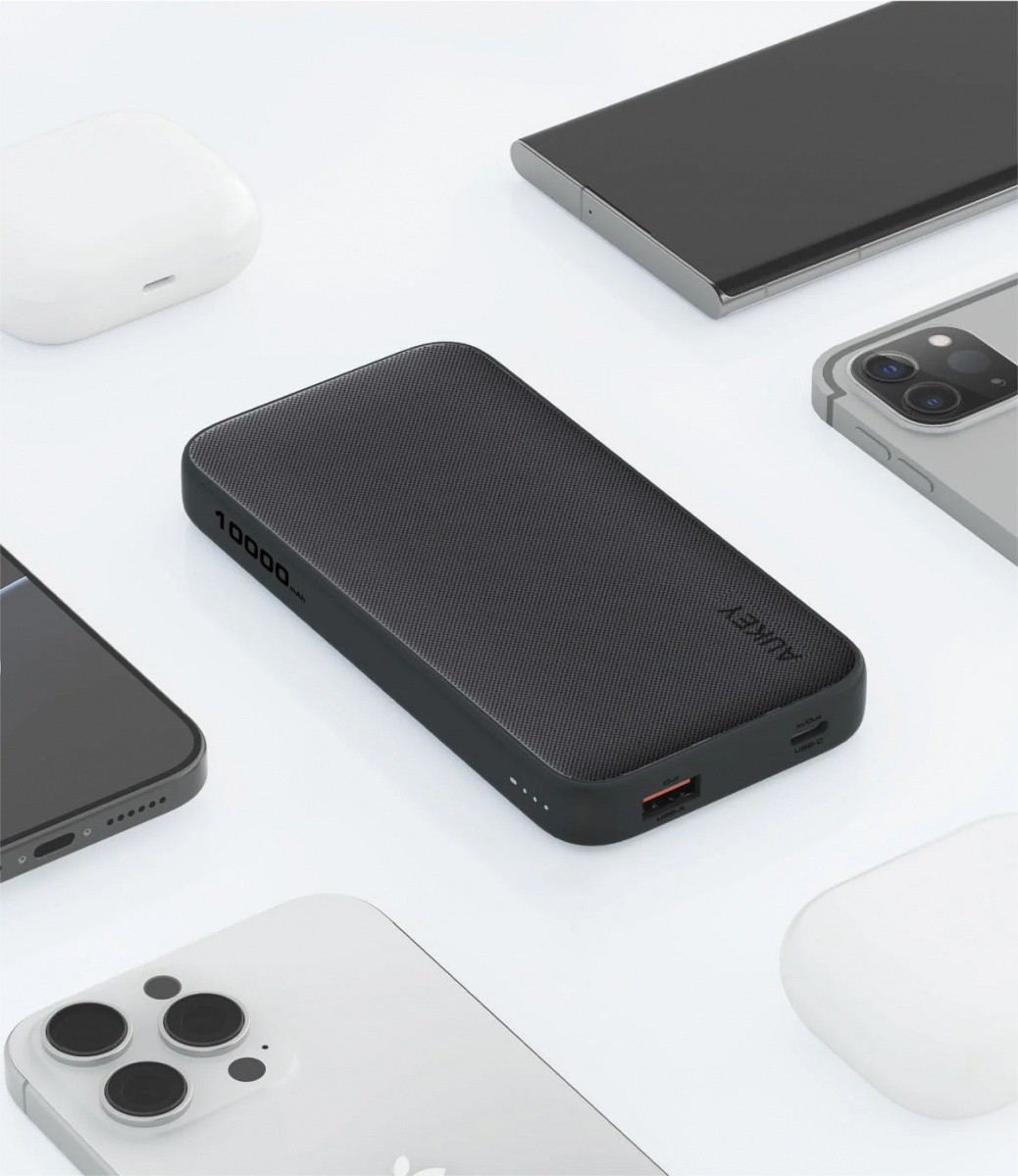 Powerbank 10000mAh 20W 2xUSB USB-C kabel 6