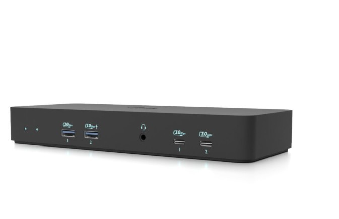 USB-C Docking Station z Intelligent Triple Display in Power Delivery 100W