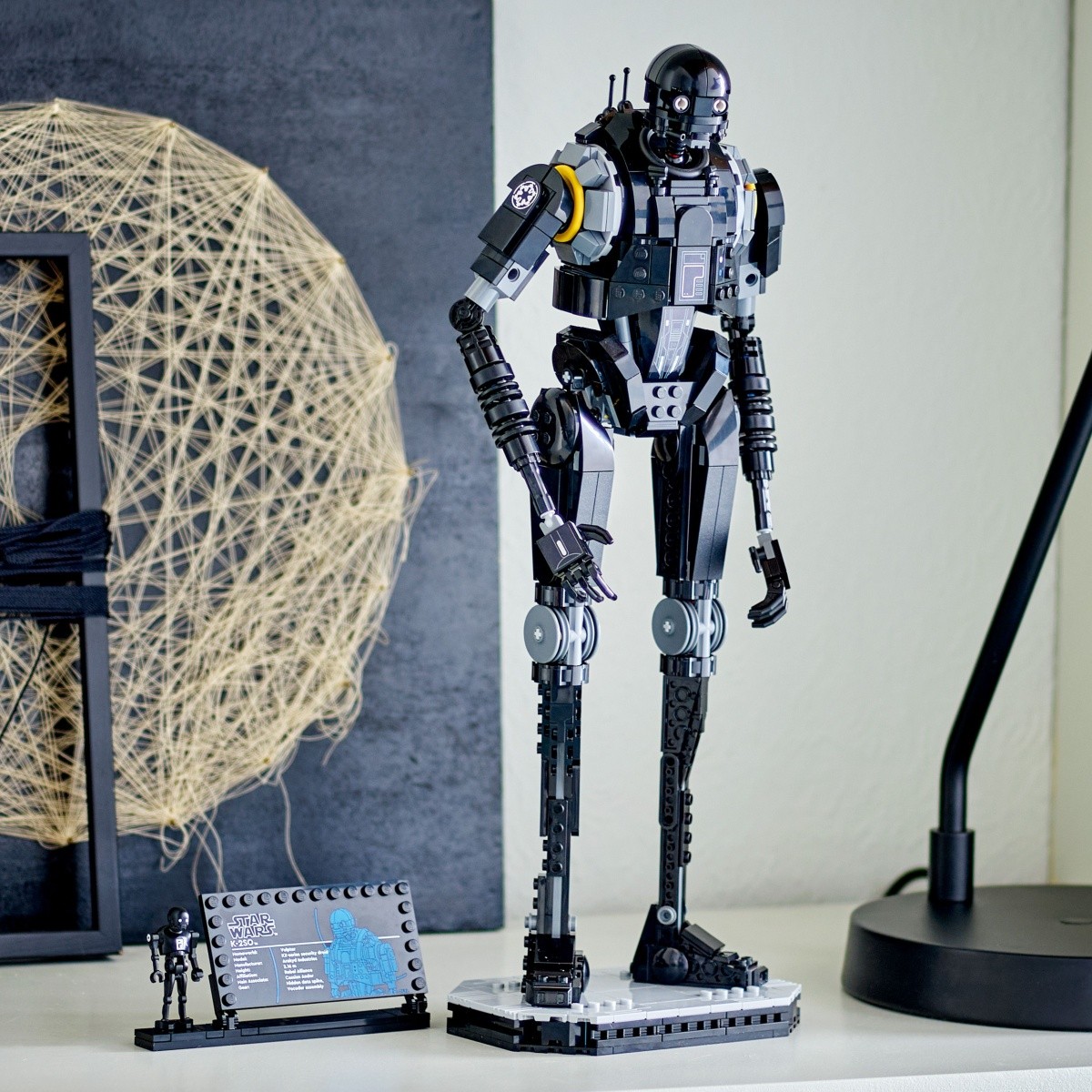 Kocke Star Wars 75434 Droid stražar K-2SO 6