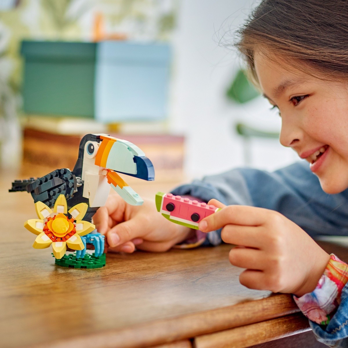LEGO Creator 31173 Divje živali: Tropski tukan 6