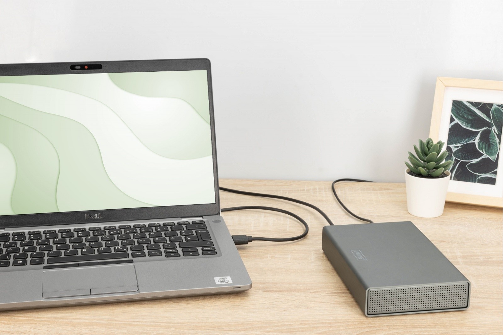 USB 3.0 ohišje za SSD/HDD 2.5" in 3.5" SATA III, aluminij, z napajalnikom 2