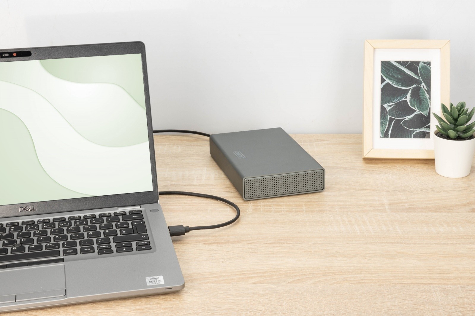 USB 3.0 ohišje za SSD/HDD 2.5" in 3.5" SATA III, aluminij, z napajalnikom 5